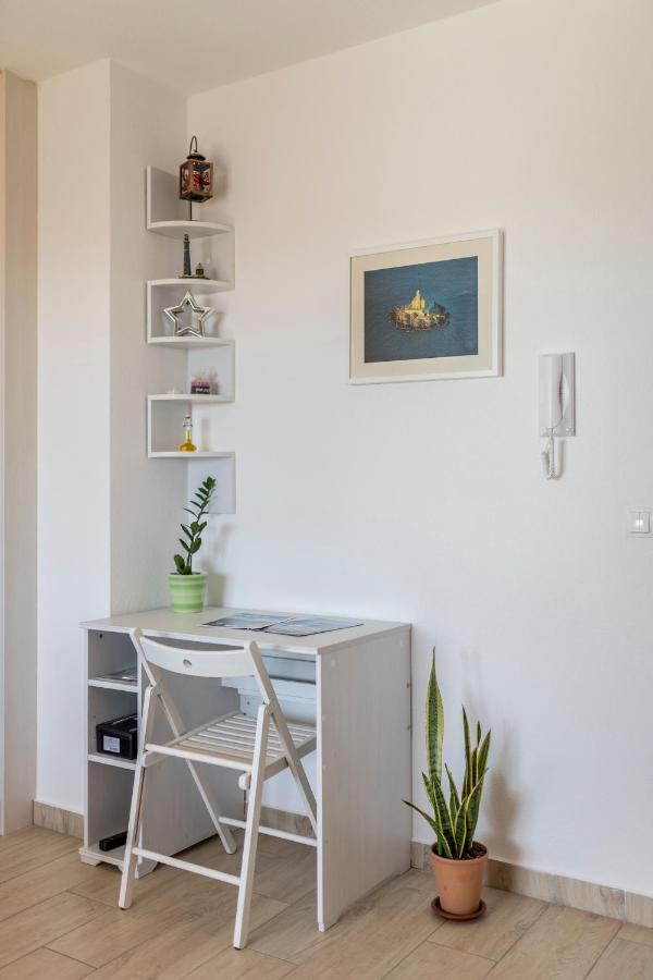 Apart Sa Terasom 250M Od Plaze,Parking,Wi Fi,Rostilj تروغير المظهر الخارجي الصورة