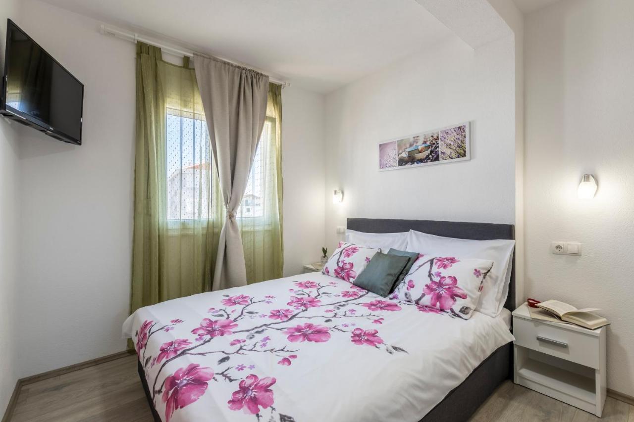 Apart Sa Terasom 250M Od Plaze,Parking,Wi Fi,Rostilj تروغير المظهر الخارجي الصورة